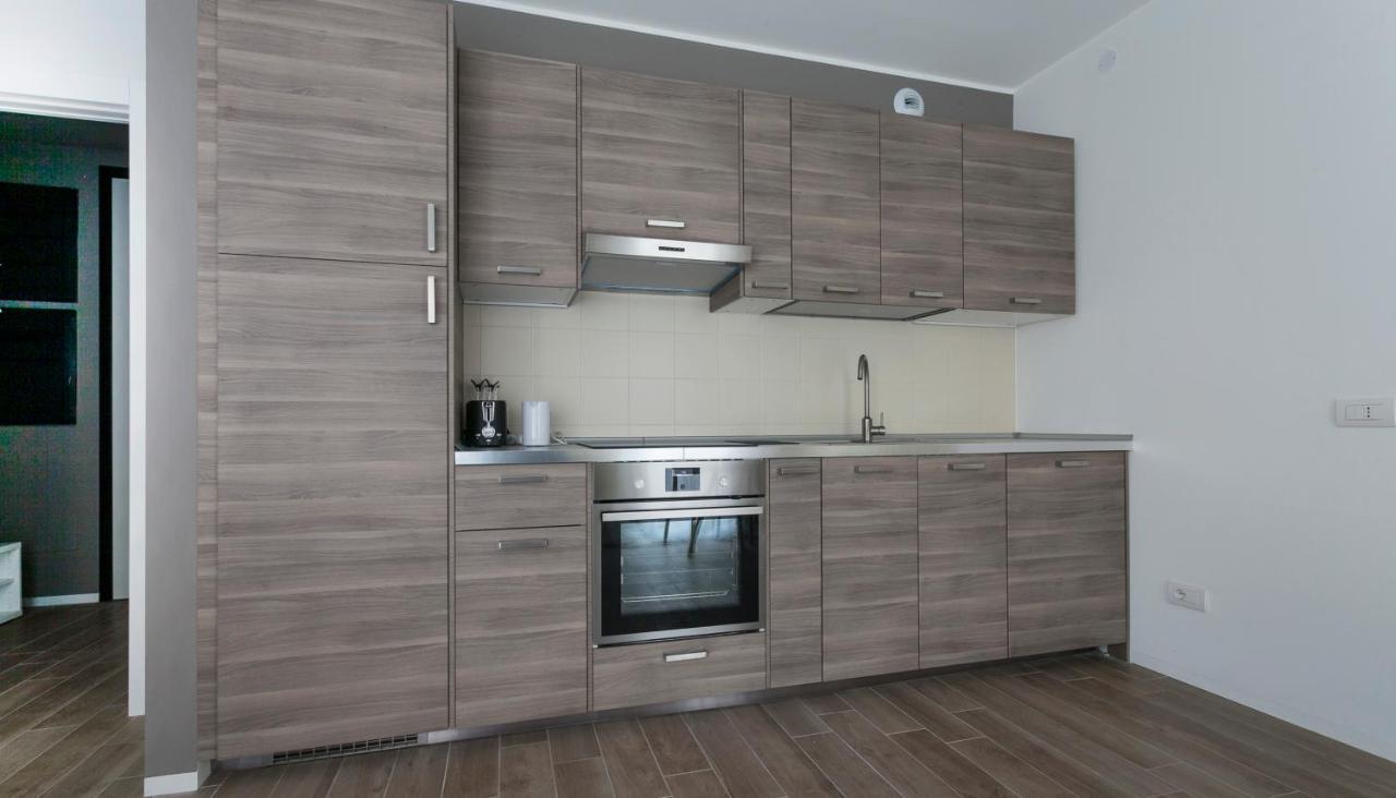 Italianway-Poma Apartment Milan Luaran gambar