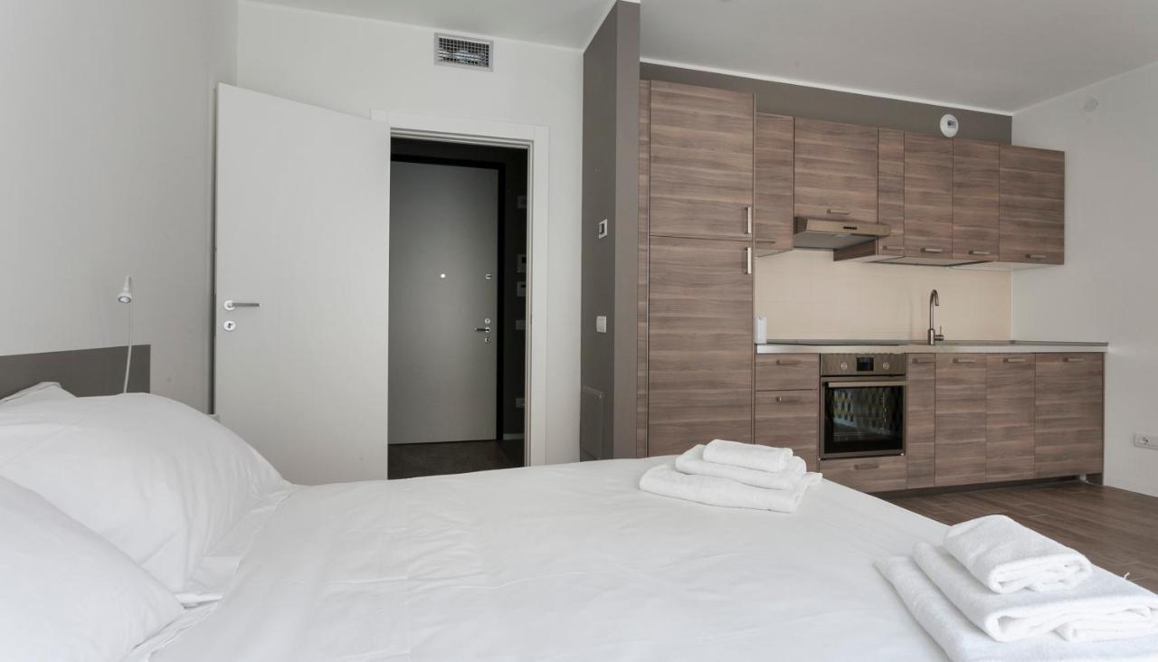Italianway-Poma Apartment Milan Luaran gambar