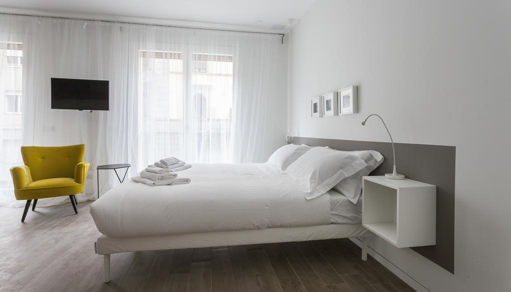 Italianway-Poma Apartment Milan Luaran gambar